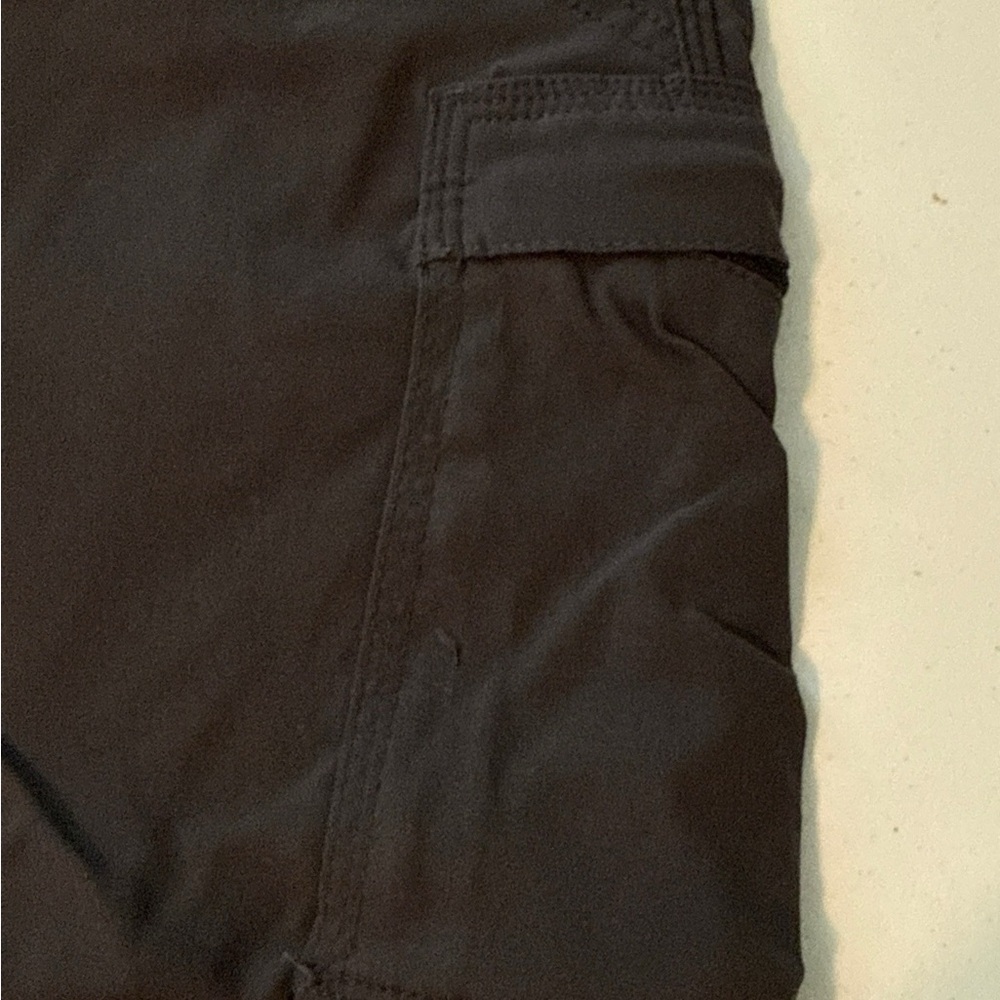 PrAna Men's BREATHE Dark Gray Cargo Pants - Picture 4 of 4